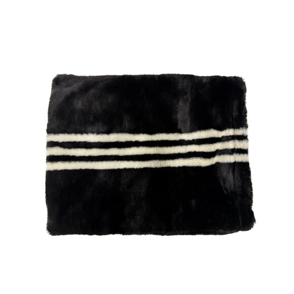 $980 Gucci x Adidas black/white horseblt slides size 9/39 - Picture 6 of 8